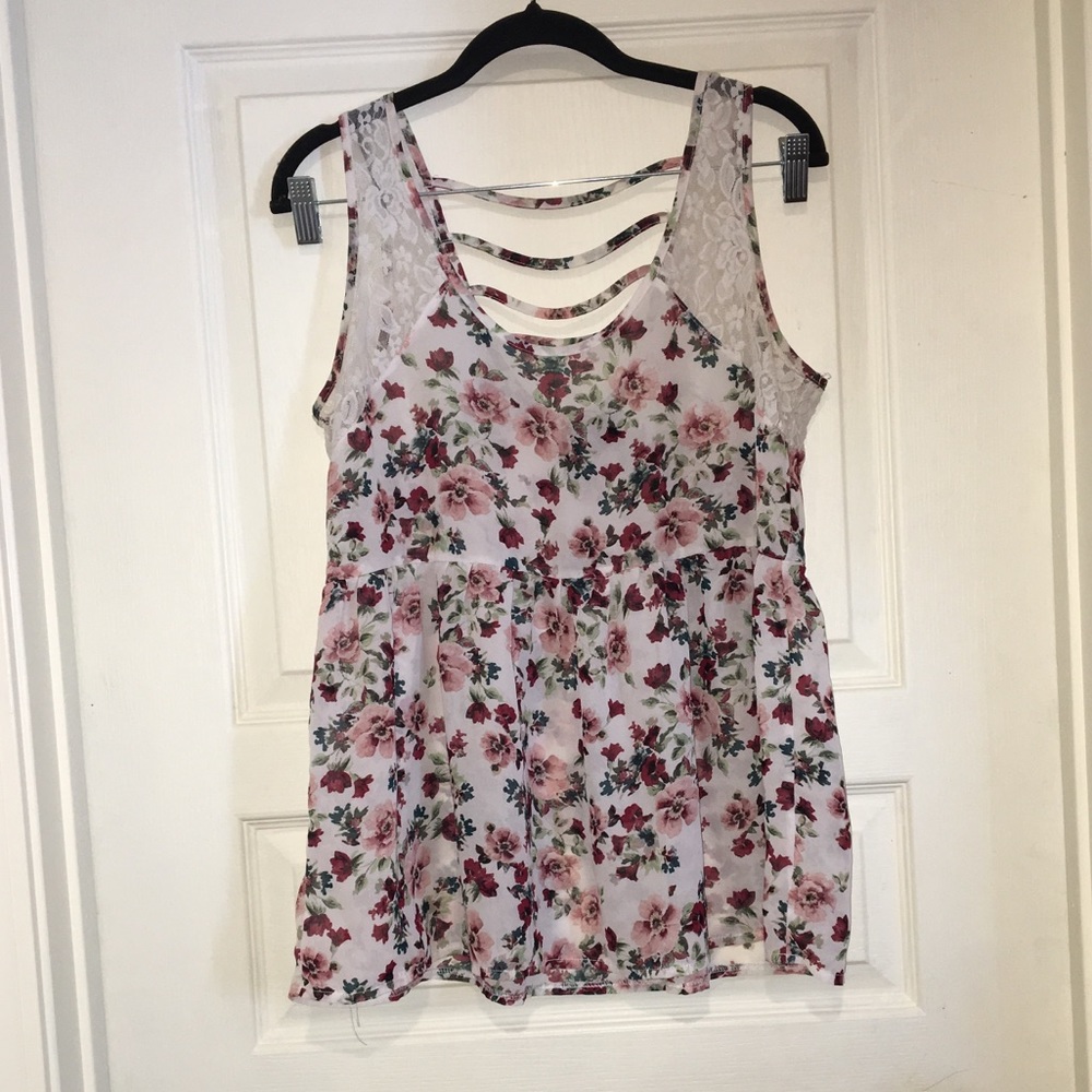 Full Tilt | Women’s Top Size M